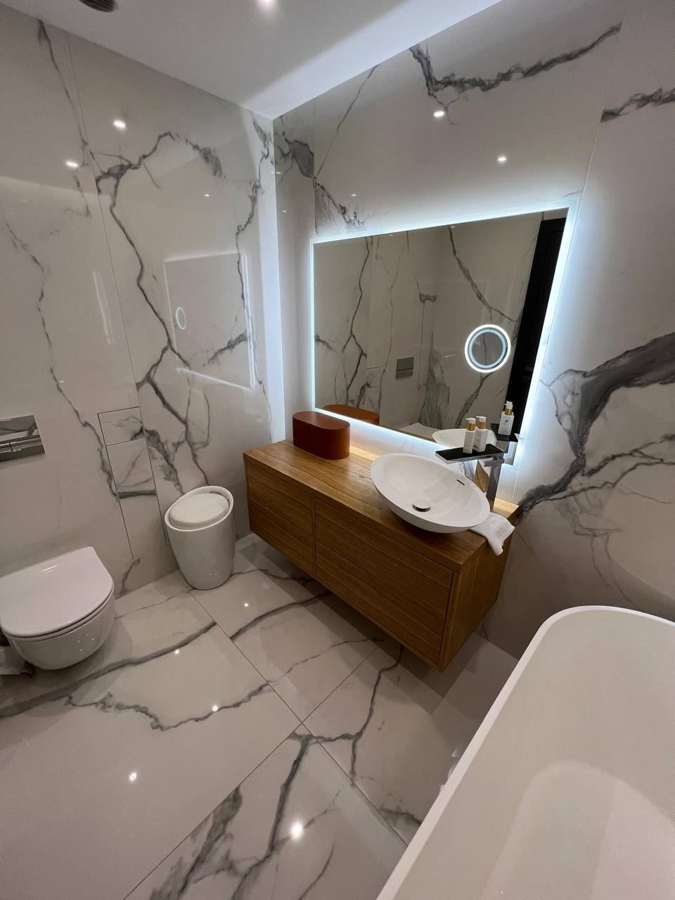 Rekonstrukce koupelny - prémiové materiály